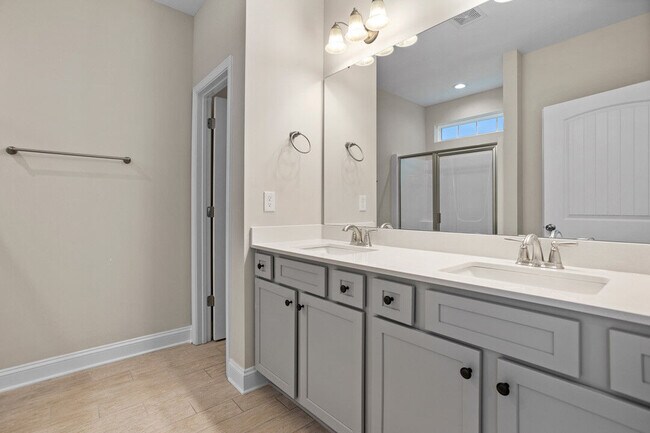 1036 Fairhaven Dr unit 36461614, Mebane, NC 27302 - photo 7