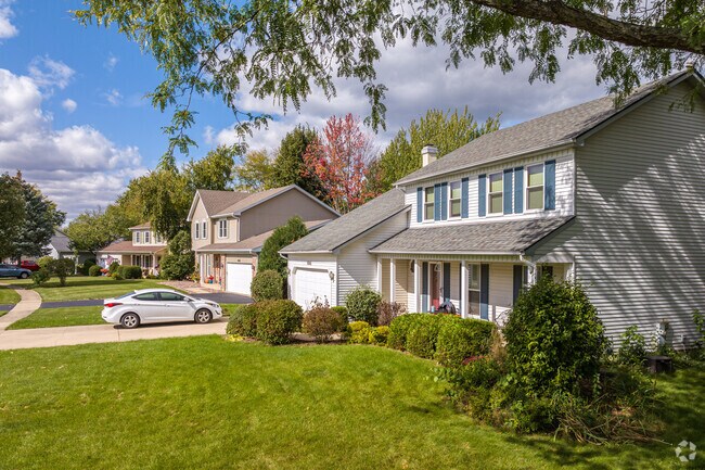 There is a large variety of single family home styles to choose from in Northwest Batavia.