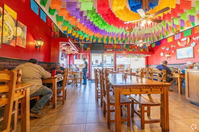 El Jaliscience Mexican Grill brings an authentic Mexican vibe to Arbuckle’s dining scene.