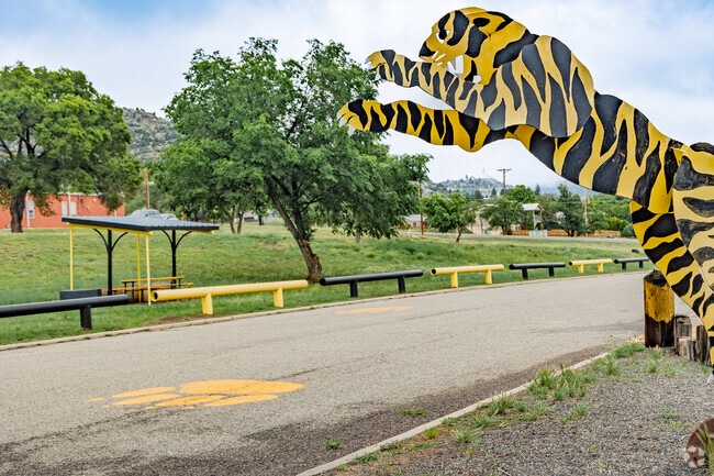 Raton High School is home of the Tigers.