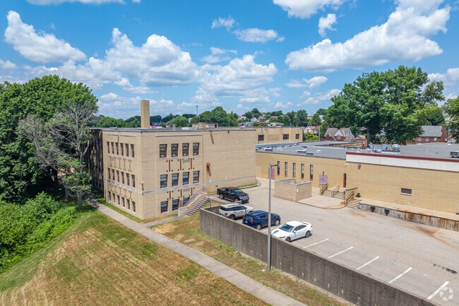 Innovate with technology at Roy A. Hunt Elementary School.