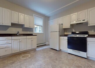 63 Dana St Unit 8, Cambridge, MA 02138