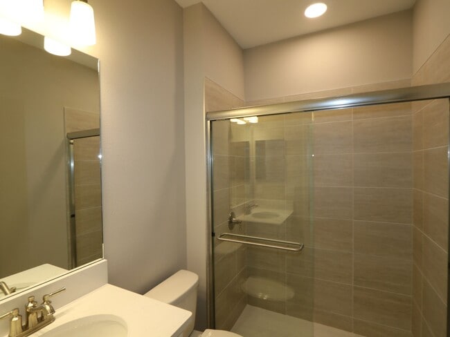 5754 Jeffries Way, Wesley Chapel, FL 33545 - photo 7