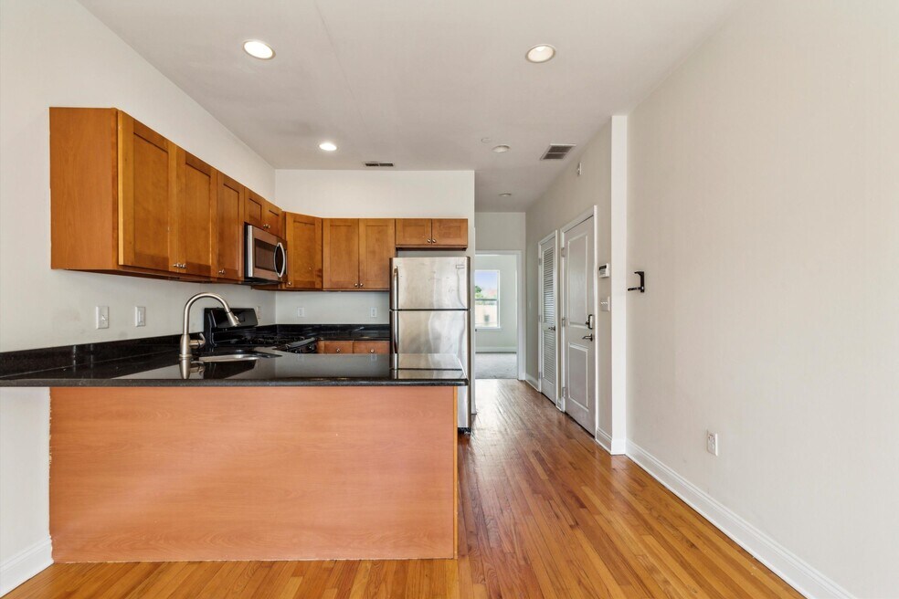 1705 Arlington St unit B, Philadelphia, PA 19121 - photo 1