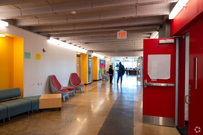 The Kenilworth Recreation Center in the Kenilworth neighborhood is full of color and life.