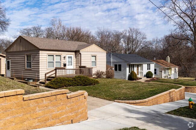 Houses in Indianola Hills.
