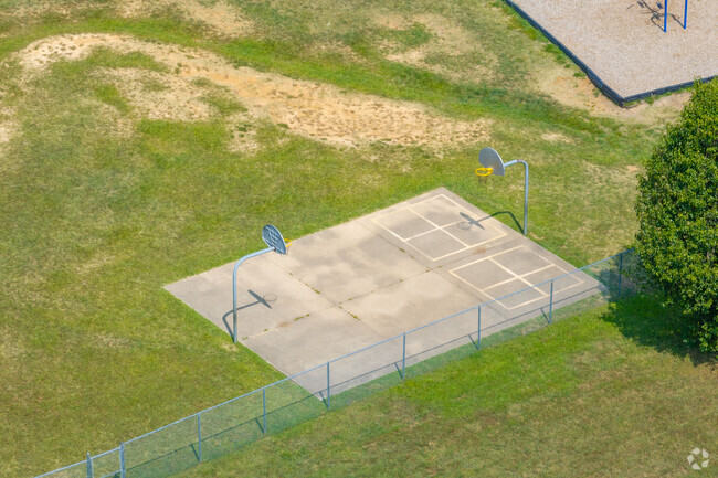 R. Howell Elementary School has a basketball court for students to play on in Columbia.