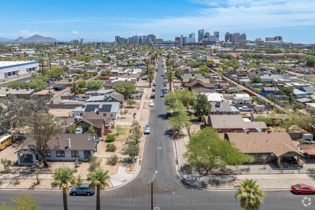 Homes in Governmental Mall typically have large back yards for family gatherings.