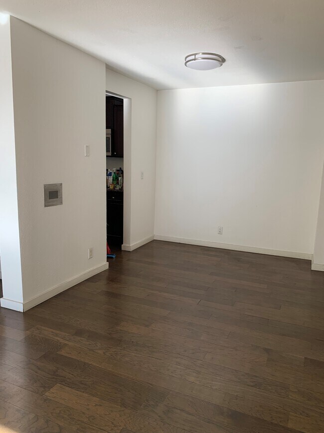 The Rob Clark unit 202, West Hollywood, CA 90048 - photo 6
