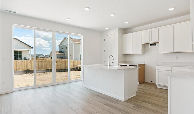 10043 Kingsbury Dr, Peyton, CO 80831 - photo 3