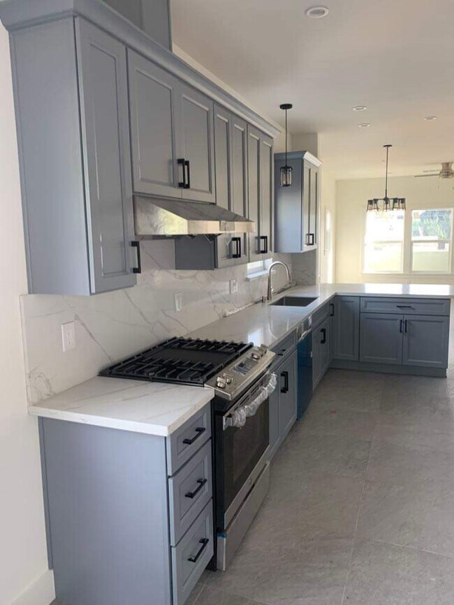 1220 59th St, Emeryville, CA 94608 - photo 4