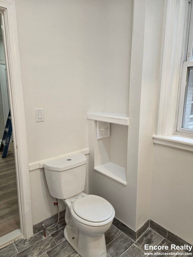 1193 Commonwealth Ave unit 11M, Boston, MA 02134 - photo 3