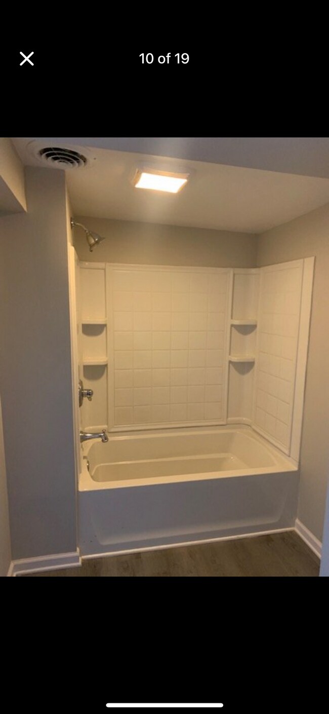 639 E Middle St, Hanover, PA 17331 - photo 3