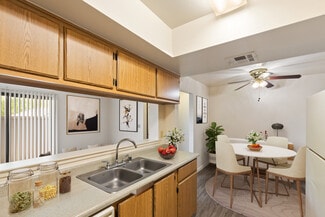 550 E Hanford Armona Rd, Lemoore, CA 93245