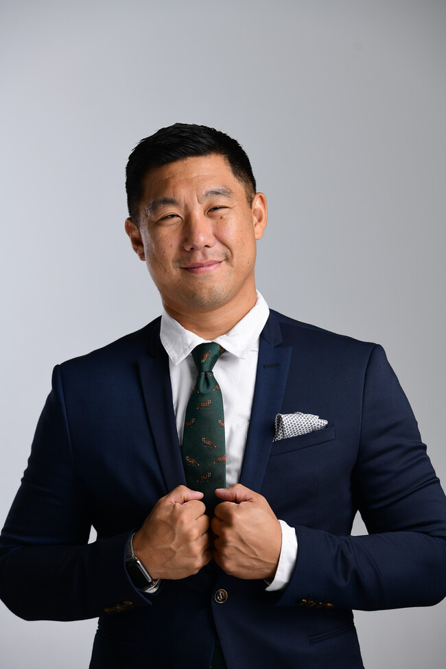 Agent Photo