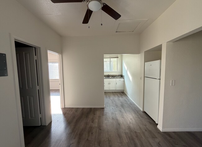 420 N Rose Place unit 424, Long Beach, CA 90802 - photo 2