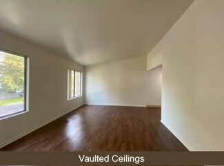 5451 N Gates Ave, Fresno, CA 93722