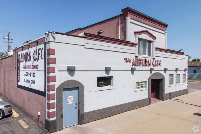 The Auburn Café serves authentic Greek food to residents in Ecorse.