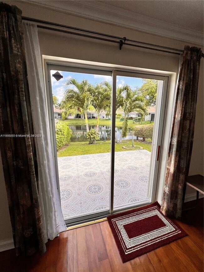 11281 SW 18th Ct, Miramar, FL 33025 - photo 7