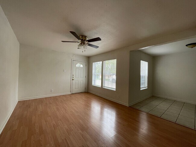 812-812 Estelle Ave unit 810, Killeen, TX 76541 - photo 3