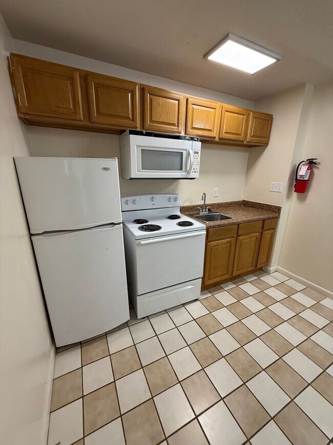 Beartown Flats, Springfield, MO 65806 - photo 2