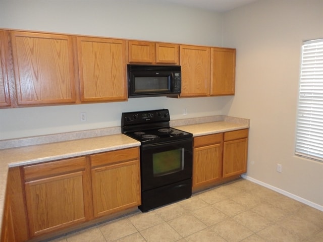 17254 N 184th Dr, Surprise, AZ 85374 - photo 3