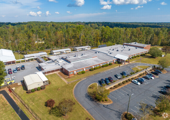 Atkinson Elementary School is located at 307 Atkinson Dr, Griffin, GA 30223.