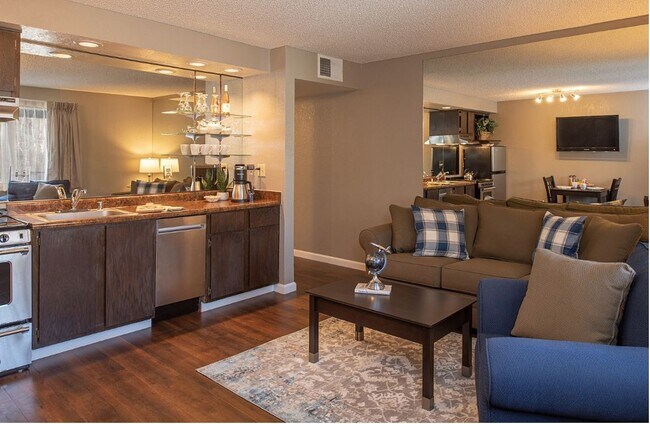 Victorian Villas, Sparks, NV 89431 - photo 2