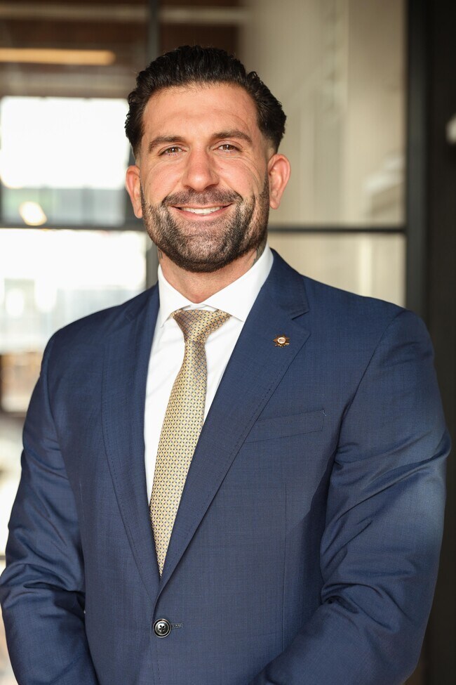 Agent Photo