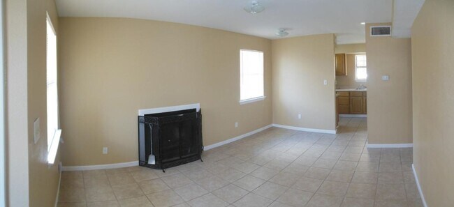 4808 Rainbow Cir unit 1, Killeen, TX 76543 - photo 2
