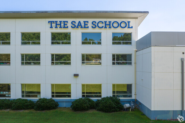 The International Academy of Mableton is the same campus as SAE School.