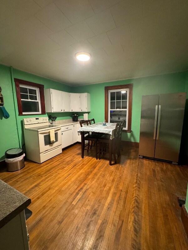 124 W Broadway unit 2, Bangor, ME 04401 - photo 4