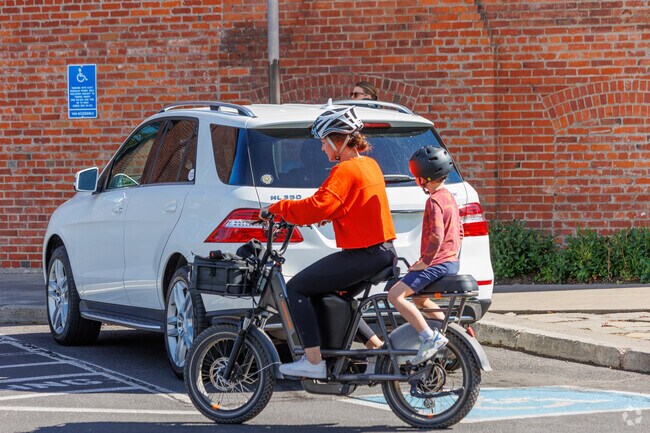 Seventh Mountain residents get around by car and bikes primarily.