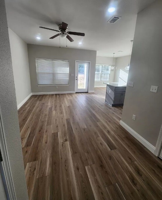 537 N 20th St unit 31, Defuniak Springs, FL 32433 - photo 4