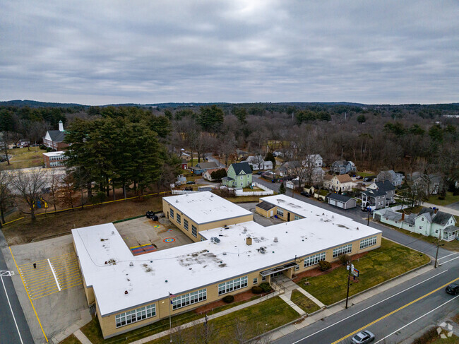 Library Street School is a kindergarten located in the town of Hudson, NH.