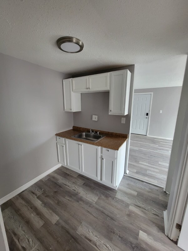 13420 Euclid Ave unit 13444-215, East Cleveland, OH 44112 - photo 3