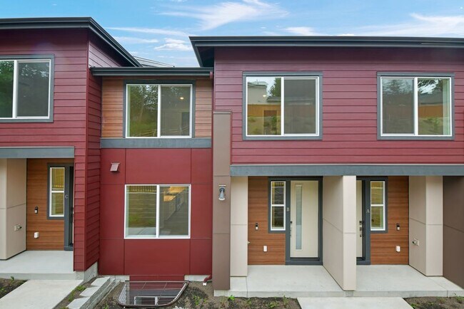 13216 NE 127th Way unit B, Kirkland, WA 98034 - photo 2