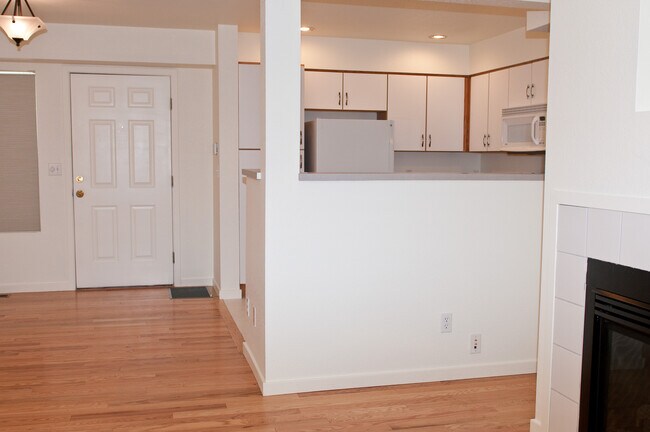 3790 Colorado Ave unit D, Boulder, CO 80303 - photo 5