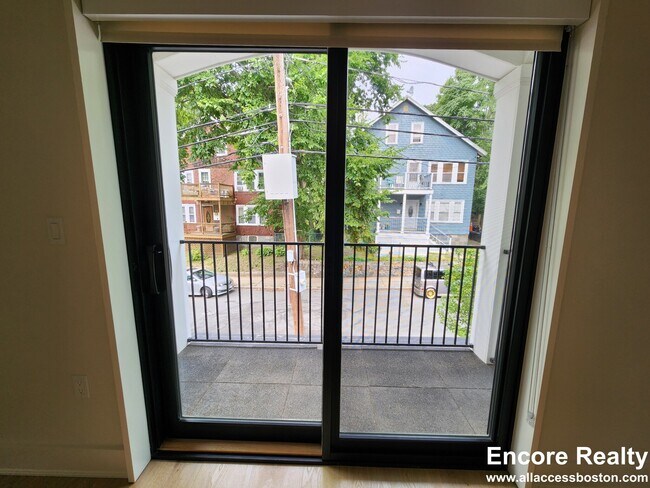 74 Bailey St unit 69 - 305, Dorchester Center, MA 02124 - photo 6