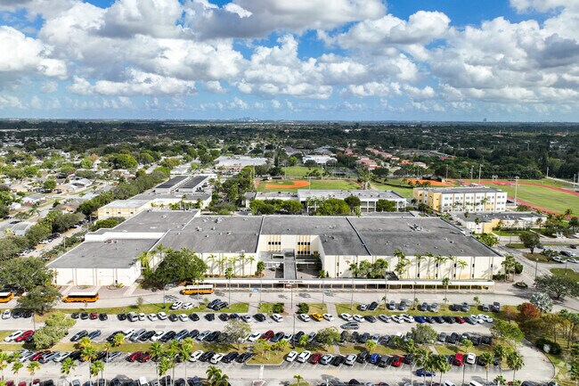 Western High School is one of the public schools in Sunshine Village.