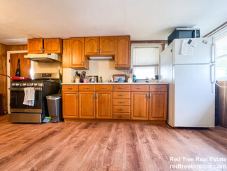 28 Cherry St Unit 2, Somerville, MA 02144