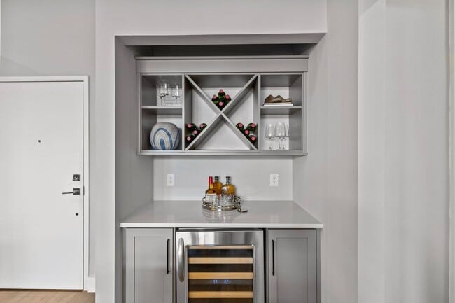 2401 Euclid Ave, Charlotte, NC 28203 - photo 7