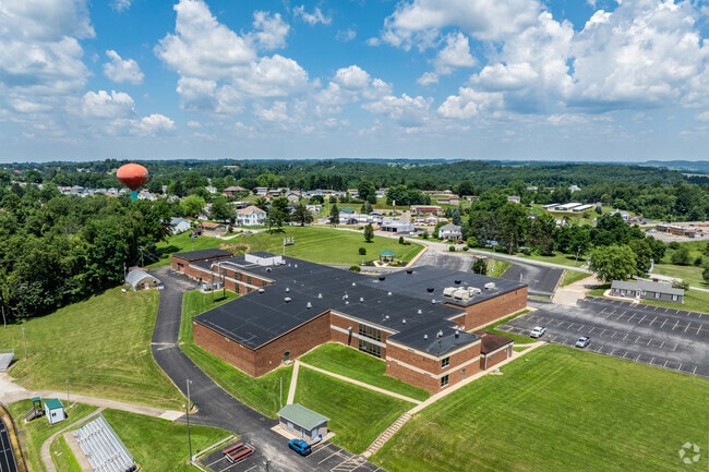 At Barnesville High School, state test scores show at least 52% of students are at least proficient in reading.