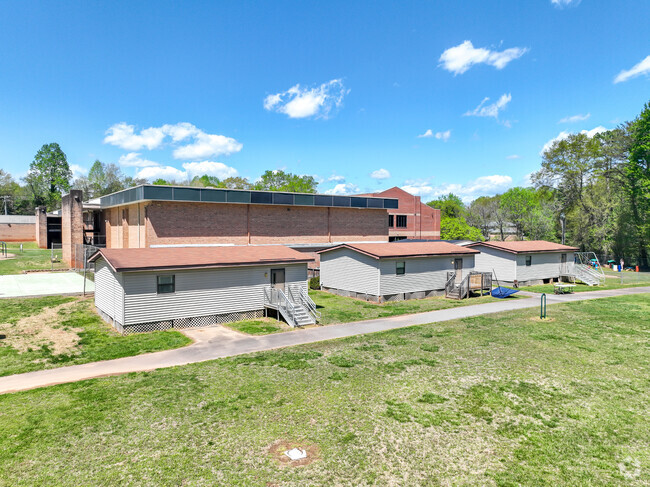 The student population of W. M. Jenkins Elementary is 260 and the school serves K-5.