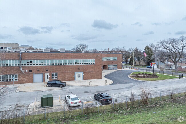 Earle Elementary School has great academic opportunities for students.