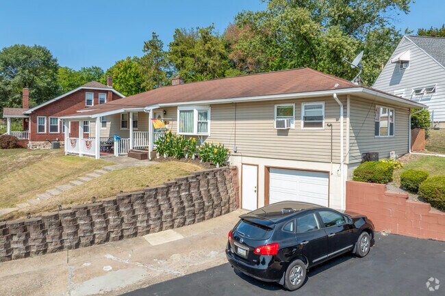 Many single-family homes in Altoona Hileman Heights are Cape Cods, ranches and bungalows.