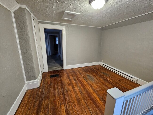 811 E 29th St unit 813, Anderson, IN 46016 - photo 5