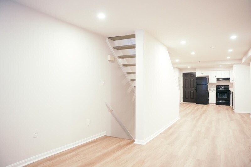 916 W Lombard St, Baltimore, MD 21223 - photo 1