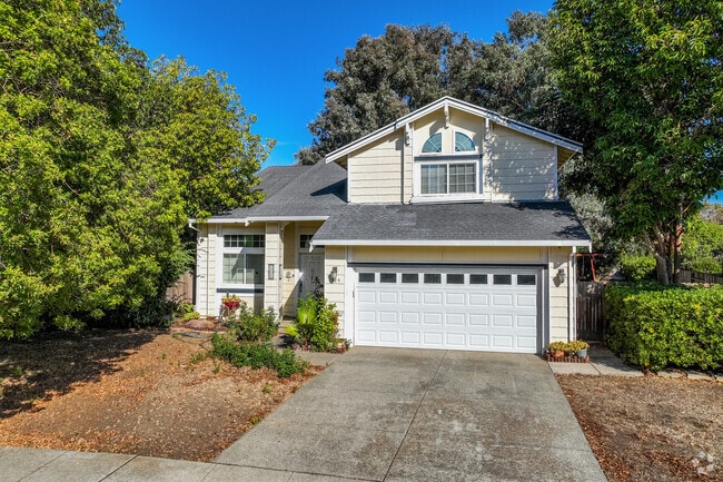 Many homes in South Vallejo are kept private with lots of foliage.