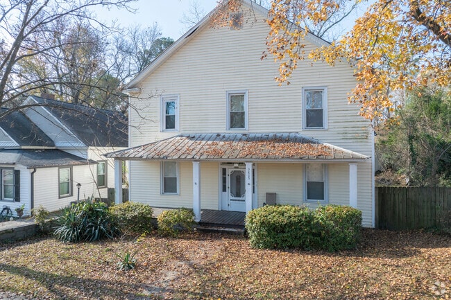 Hyatt Park’s midcentury homes appeal to first-time buyers and renovators alike.